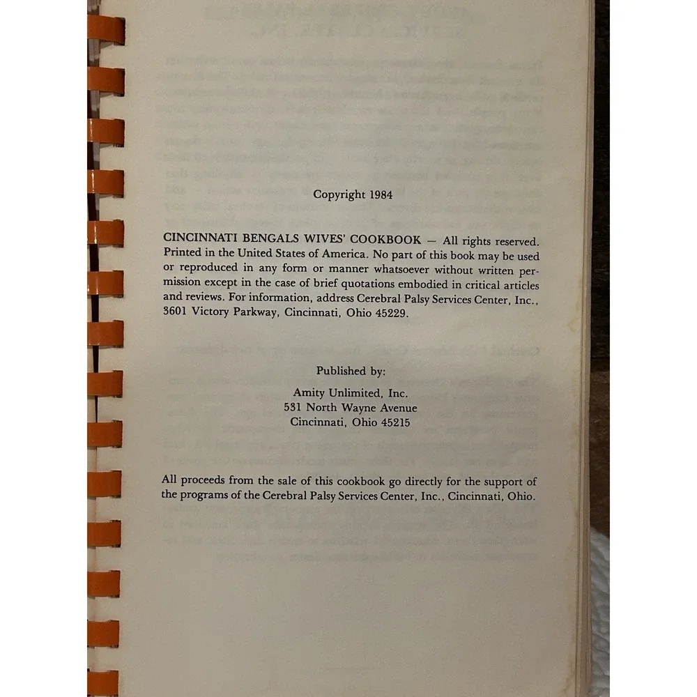 1984 Bengal Bites‎ Cincinnati Bengals Wives' Cookbook Spiral Bound 127 Pages